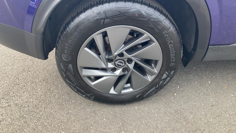 Nissan Qashqai 1.3 DiG-T MH 158 Acenta Premium 5dr Petrol Hatchback